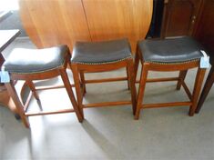 furniture, antiques/collectables HH items
