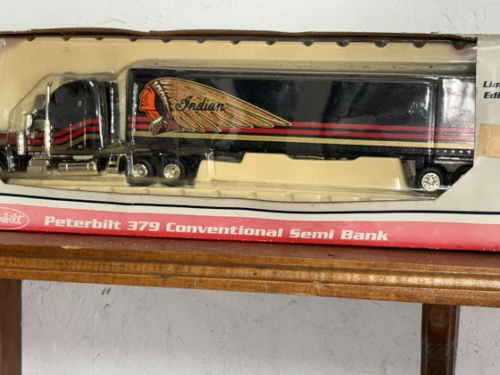 Item Up For Bidding At Auction - 100+ Lunchboxes, Pinball machine, Coke ...
