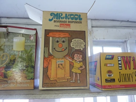 Find & Bid On Mr Kool Beverage Dispenser - Now For Sale At Auction