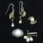  Preview image for PEARL RINGS & PIERCED EARRINGS - 