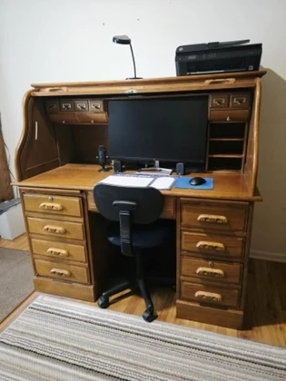 Lot# 113 - S-Curve Roll Top Desk, Monito