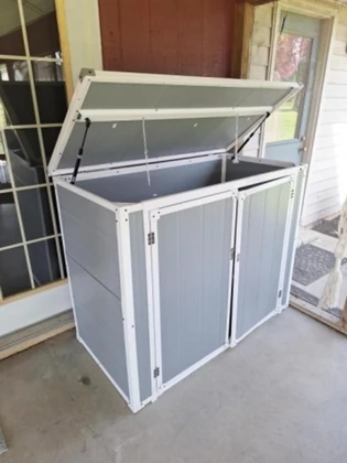 Lot# 207 - Outdoor Storage Shed