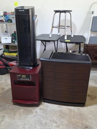 Lot# 307 - AirCare Humidifier, Honeywell