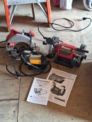 Lot# 410 - CP & Bauer Bench Grinders, Sk
