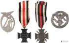  Preview image for Lot of 4 WWI WWII Medals and Badges 