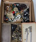  Preview image for Costume Jewelry / Trinkets 