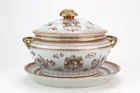  Preview image for CHINESE EXPORT ARMORIAL PORCELAIN TUREEN 
