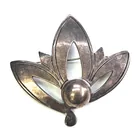  Preview image for STERLING SILVER FLOWER SHAPE PENDANT 