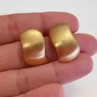  Preview image for VINTAGE GOLD TONE MATTE FINISH WAVE 