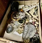  Preview image for Lot# 454 - COSTUME JEWELRY 