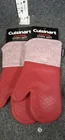  Preview image for Lot# 686 - oven mitts 