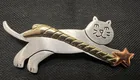  Preview image for Tri Colored Cat Pin Chasing Shooting 