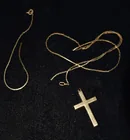  Preview image for DECO 14 KT. YELLOW GOLD CROSS W/BROKEN C 