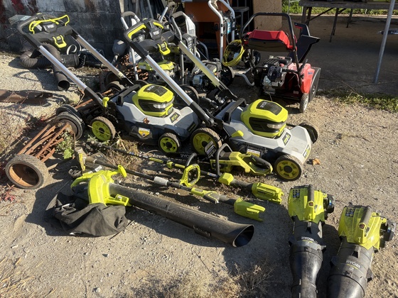 Item Up For Bidding At Auction - Estate Tools Jewelry Collectables in ...