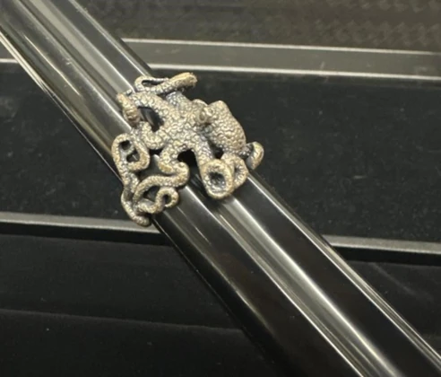 Find & Bid On Lot# 6129 - Sterling Silver Octopus Ring - Now For Sale ...