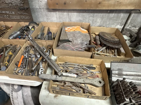 Item Up For Bidding At Auction - Real Estate and Contents in Farrell, PA